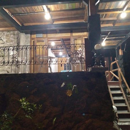 Omah Singo Stay & Resto Yogyakarta Bantul Exteriör bild